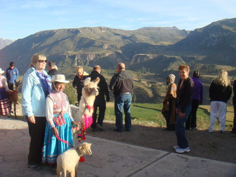 Colca Canyon Tour 2 Days 1 Night