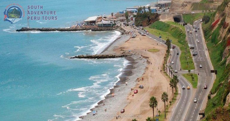 Huaca Pucllana And Miraflores