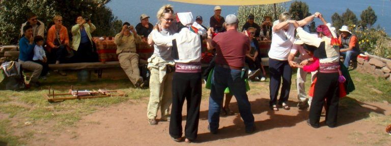 Tour Floating Island Of Uros Half Day