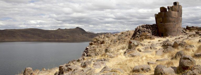 Tour Sillustani Puno Half Day