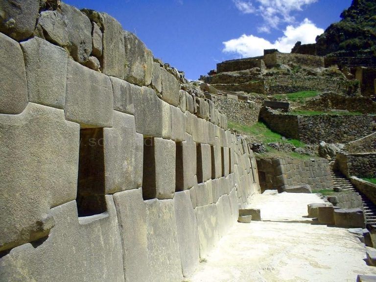 Tour To Sacred Valley 2 Day Short Inca Trail To Machu Picchu Huayna Picchu Cusco