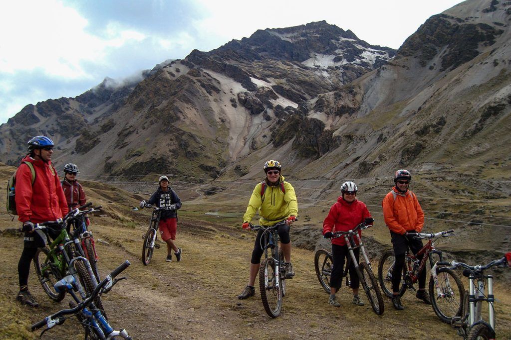 Lares Valley Mountain Biking Tour